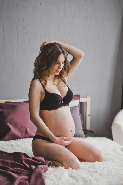 Portrait Pregnant Woman Her Underwear — Stock Photo, Image