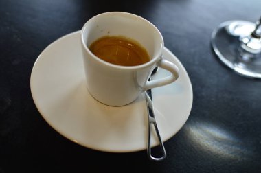 Tatlılı kahve ve çay