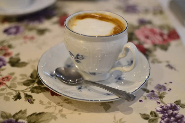 Caffè e tè con dolci — Foto Stock