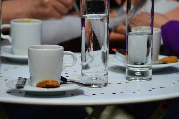 Tatlılı kahve ve çay