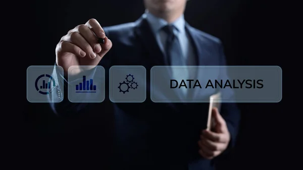 Dataanalys business intelligence analys internet teknik koncept. — Stockfoto