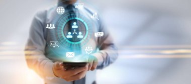 CRM - Müşteri İlişkileri Yönetimi. Girişim İletişim ve planlama yazılım kavramı.