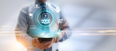 Çevrimiçi Seminer Eğitimi Konsepti.