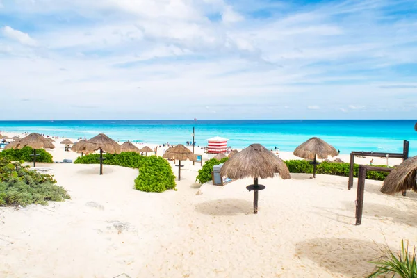 Cancun Beach Słoneczny Dzień Meksyku — Zdjęcie stockowe