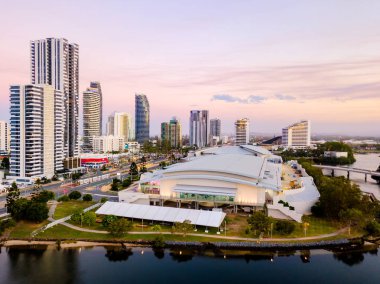 Broadbeach bir hava görünümünü Gold Coast batımında - Broadbeach, Gold Coast, Queensland, Avustralya