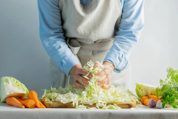 Fresh organic cabbage cut for cooking salad or for pickling cabbage in female hands. Vegetarian Healthy Food Concept. — Stock Photo, Image