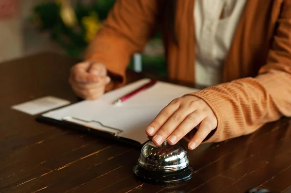 Hotel business Check-in, Hotel business Bell registration, registration book .