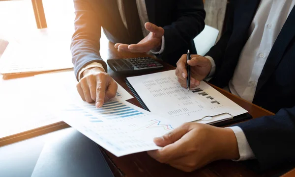 İş Danışmanı Muhasebeci Finansal Danışman Finansal Planlama Satış Planlama Yönetimi.