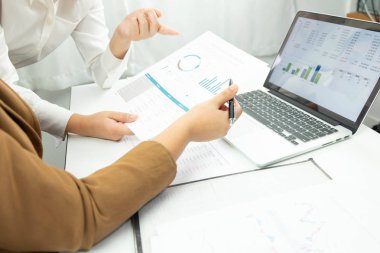 İş muhasebesi. muhasebe ve denetim eğitimi. danışmanlık çalışması.