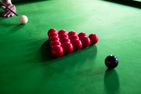 Játék, létrehozásáról Snooker labda, egy piros labdát, és a labdát — Stock Fotó