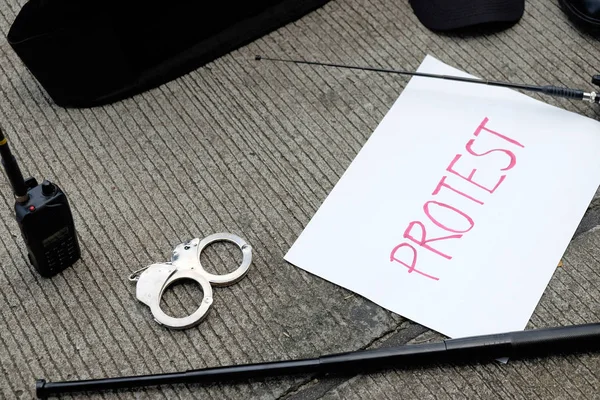 Politiecontrole geweld in protest, arrestatie en onderdrukking van geweld — Stockfoto