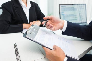 İş başvurusu, iş kayıtları, eğitim geçmişi, iş kurumlarındaki pozisyonlara uygun işler için başvurmak ve sunum yapmak için özgeçmiş