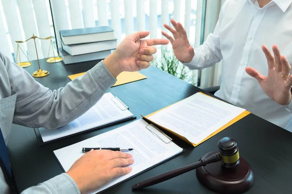 Lawyer Advise Advise Case Trade Registration Corruption Prepare Documents Clients — Stock Photo, Image