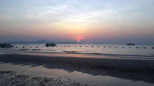 Barevný Západ Slunce Nad Mořem Sandy Beach Thajsko Phuket — Stock fotografie