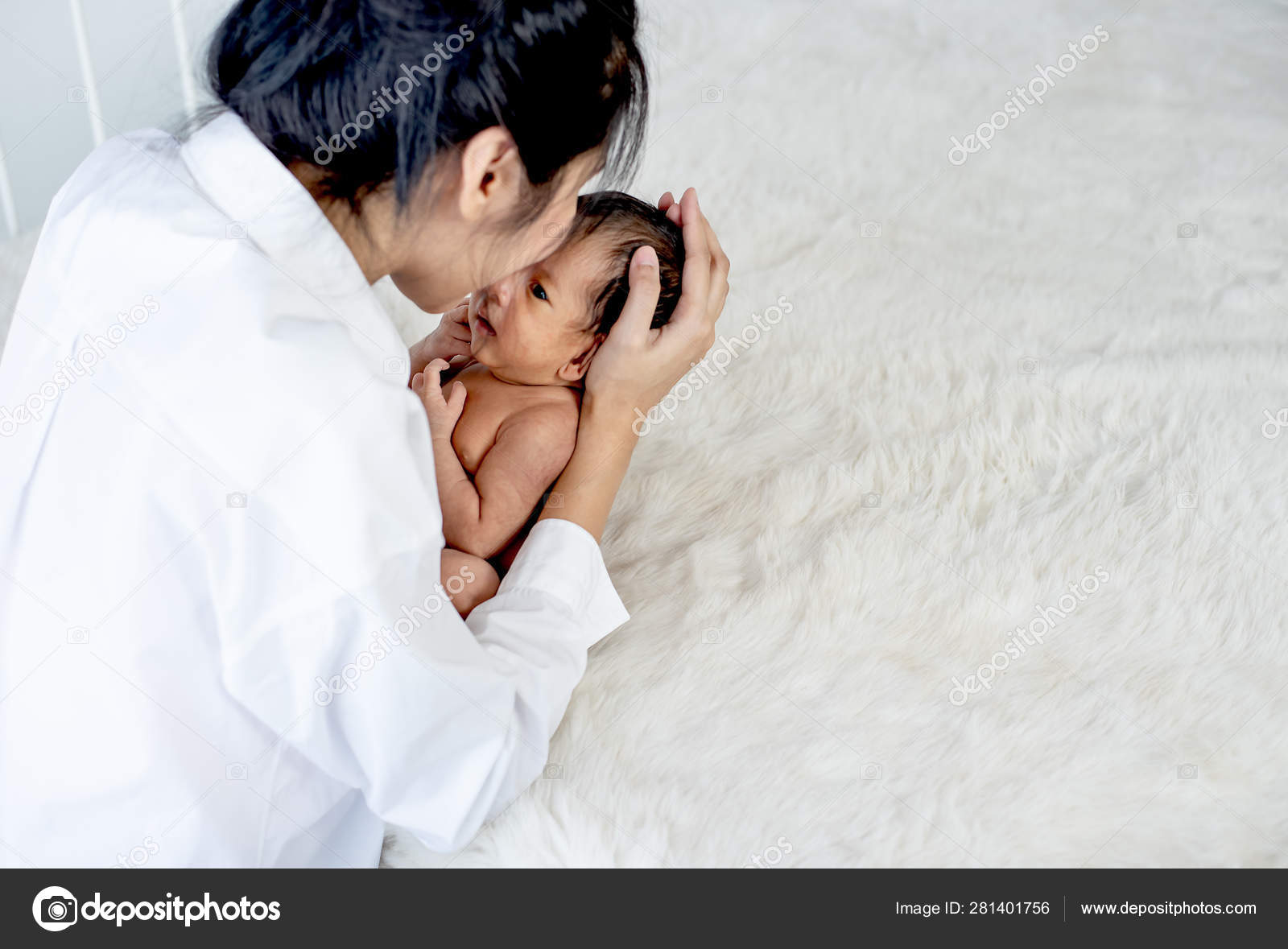 Japanese Girls Kissing And Grinding