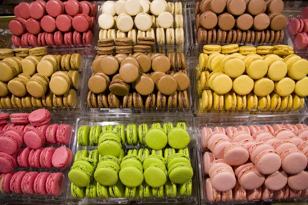 Alcuni Macaron Colorati Una Panetteria — Foto Stock