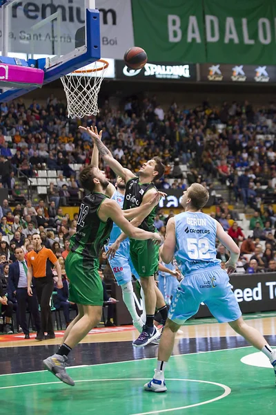 Někteří Hráči Akci Španělské Acb League Basketbal Mezi Joventut Badalonou — Stock fotografie