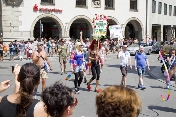 Personas Que Asisten Día Del Orgullo Gay Julio 2015 Munich — Foto de Stock