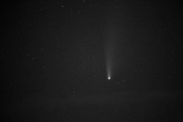 C2020 F3号彗星来自西班牙的新飞弹和流星体 — 图库照片