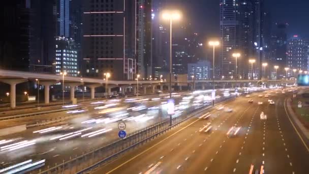 Vista Aérea Del Tráfico Metrópolis Por Noche — Vídeo de stock