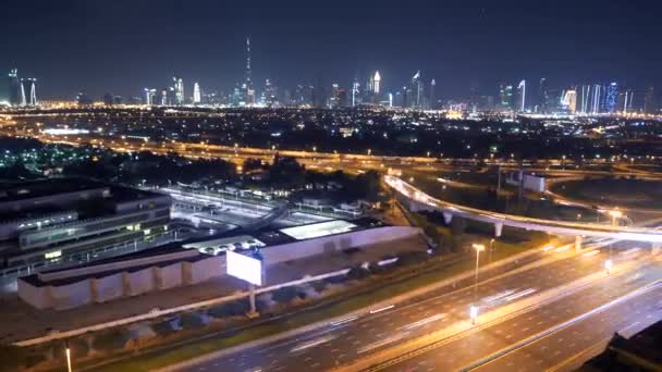 Vista Aérea Del Tráfico Metrópolis Por Noche — Vídeos de Stock