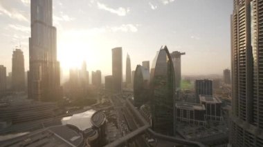 Gündüz büyük metropolün havadan görünümü