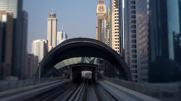 近代都市のスピード鉄道線路 — ストック動画