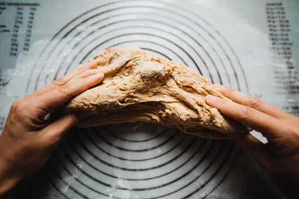 Making dough by female hands. Homemade. Preparation of bread — Stock Photo, Image