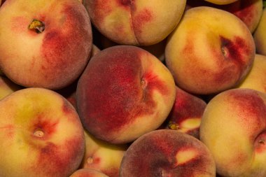 Şeftali Arka Plan. Tatlı kırmızı olgun şeftali doku arka plan. Olgun şeftali yakın çekim.