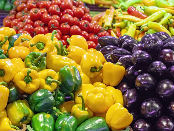 Verificación Verduras Mostrador Mercado — Foto de Stock