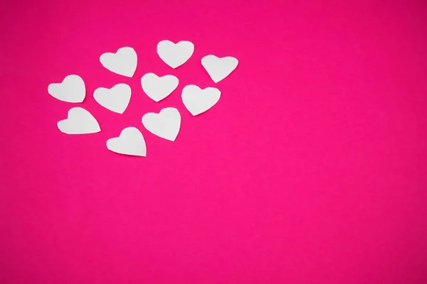 Λευκές Χάρτινες Καρδιές Ροζ Φόντο — Φωτογραφία Αρχείου