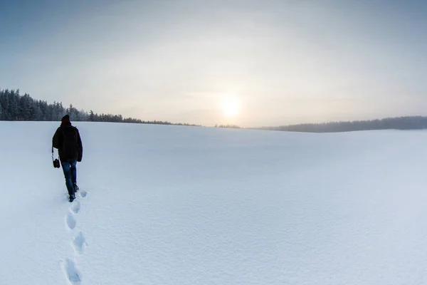 Winter Landscape Man Snow Field Traces — Stock Photo, Image