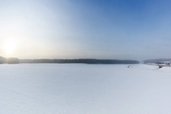 Paisaje Invernal Con Campo Nieve Carretera — Foto de Stock