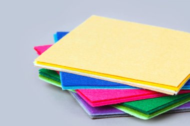 keçe, gökkuşağı renk renkli sayfaları kümesi