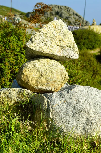 Roccia Equilibrio Foia Montagna Più Alta Dell Algarve — Foto Stock