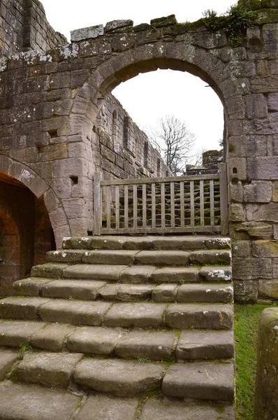 Fountains Abbey oude afsluiten — Stockfoto