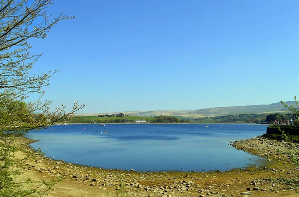 Lago Hollingworth na primavera — Fotografia de Stock