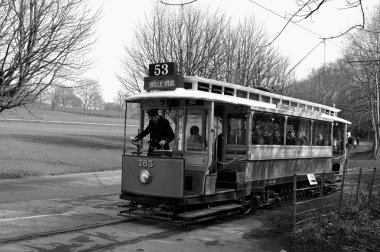Tramvay numara Heaton Park içinde tahrik ediliyor 765
