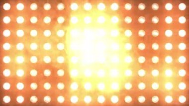 Duman ve parçacıklar ile Big Orange yanıp sönen Işıklar Duvar. Döngülü Animasyon. Sahne ışıkları. Vj Projektör Işıklar Yanıp Sönen Duvar. Parlak ışıklar açıp kapamak.