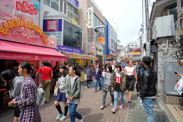 Gente Local Viajero Caminando Comprando Calle Takeshita Harajuku Punto Referencia — Foto de Stock