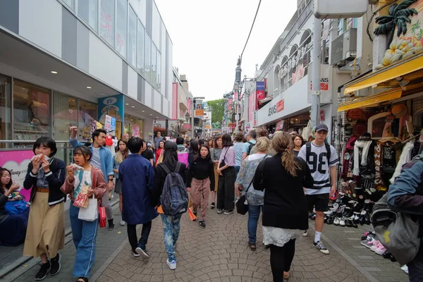 Gente Local Viajero Caminando Comprando Calle Takeshita Harajuku Punto Referencia — Foto de Stock