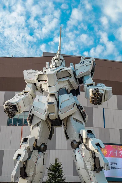 Mobil Suit Gundam Unicorn Picioare Fața Clădirii Diver City Tokyo — Fotografie, imagine de stoc