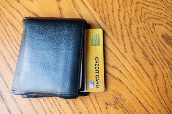 Uzavřete kreditní kartu a peněženku pro nákupy. obchod, životní styl — Stock fotografie