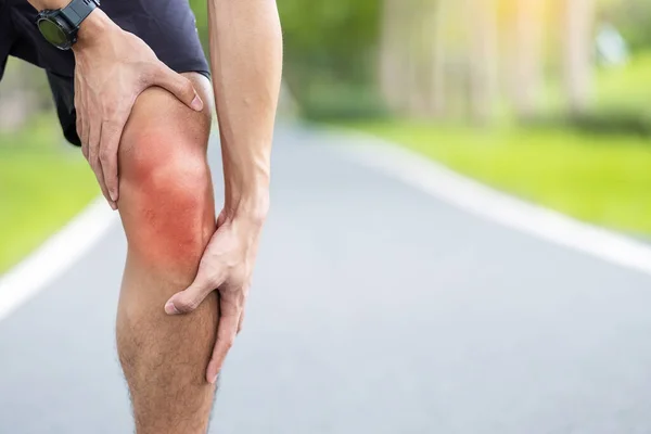 Homem Adulto Jovem Com Dor Muscular Durante Corrida Corredor Tem — Fotografia de Stock