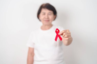 Aralık Dünya Yardım Günü, MADD, Ekim Kırmızı Kurdele Haftası, Şubat Kalbi Ayı, Marfan Sendromu, Mayıs Felci Bilinci, Mart Dünya Tüberküloz Günü ve Nisan Dare Günü