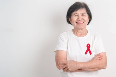 Aralık Dünya Yardım Günü, MADD, Ekim Kırmızı Kurdele Haftası, Şubat Kalbi Ayı, Marfan Sendromu, Mayıs Felci Bilinci, Mart Dünya Tüberküloz Günü ve Nisan Dare Günü