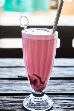 Geleneksel Hint içki Faluda bir bardak.