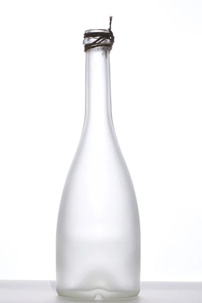 Μπουκάλι Για Κρασί Ματ Γαλακτώδες Χρώμα Close Λευκό Φόντο — Φωτογραφία Αρχείου