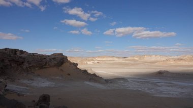 Bu manzaraya bakınca Mars'tasın gibi görünüyor.!