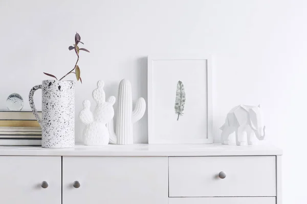 Koncepcja Minimalistyczne Białe Wnętrza Domu Rośliny Zielone Skandynawskim Stylu — Zdjęcie stockowe